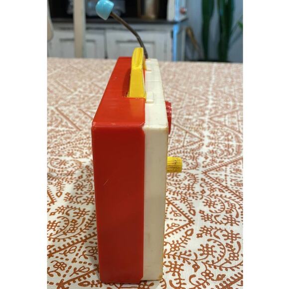 Vintage 1971 Fisher Price Music Box Clock Radio Plays Hickory Dickory Dock Mouse - Picture 4 of 4